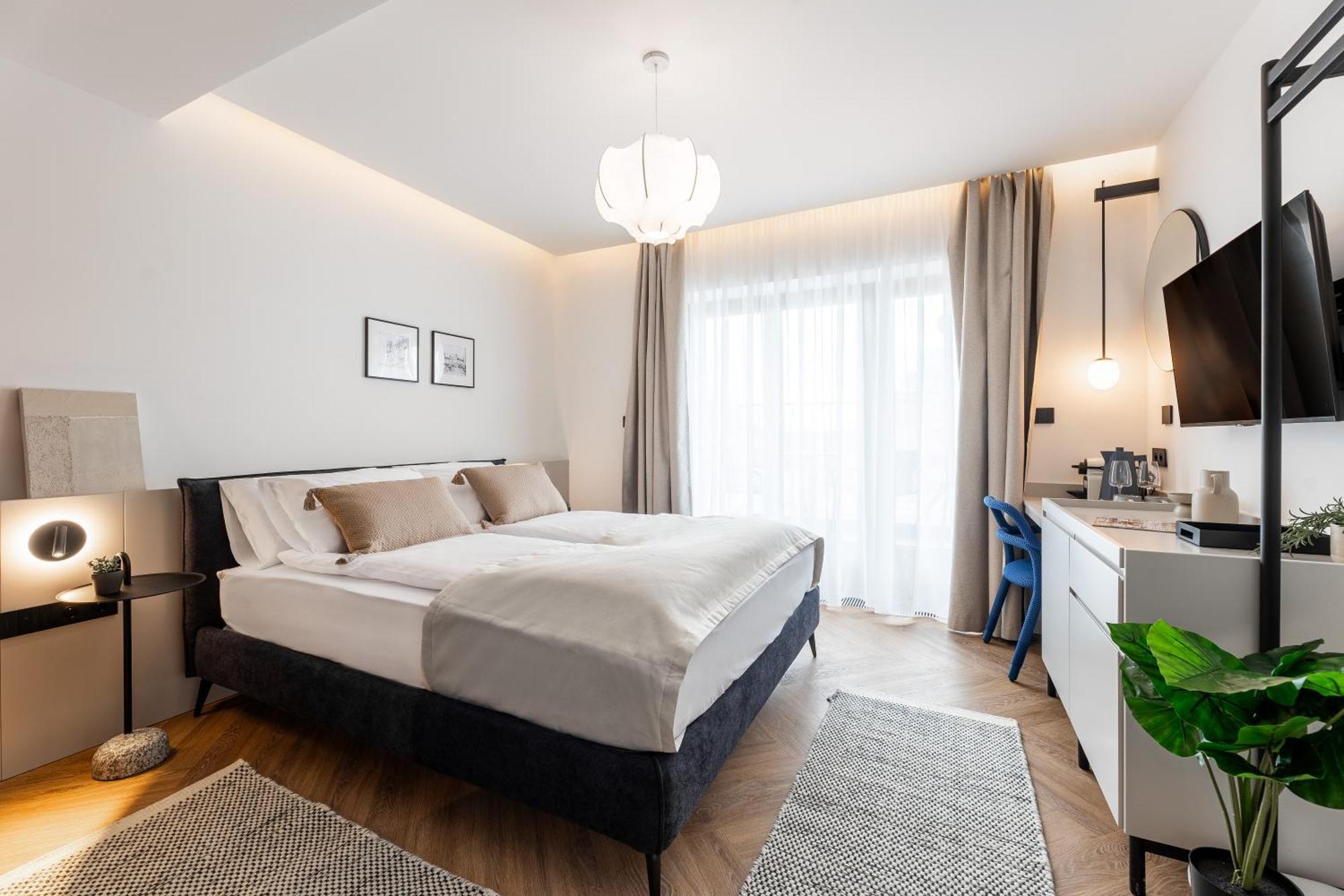 Catalog Boutique Rooms Братислава Экстерьер фото