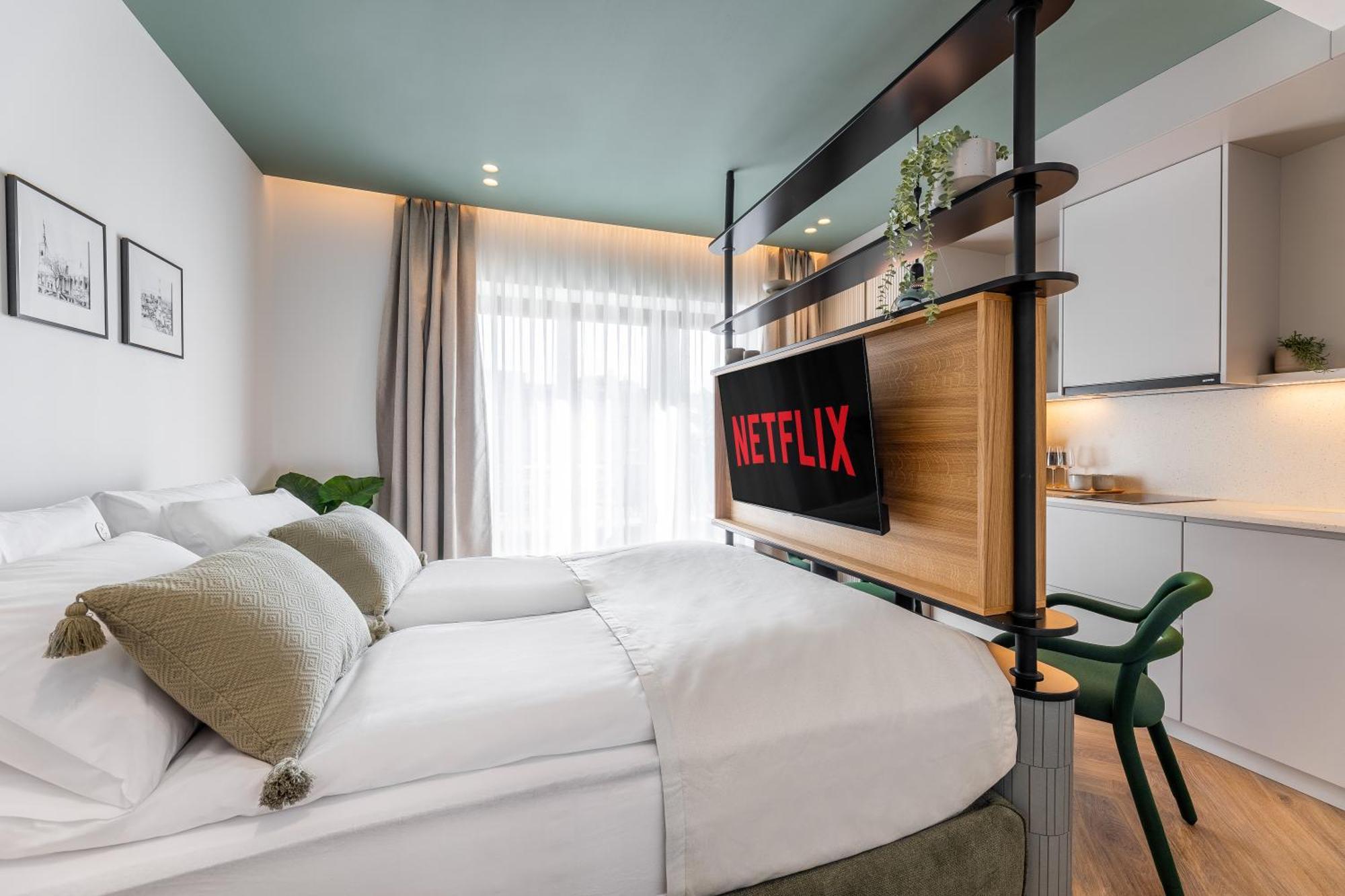 Catalog Boutique Rooms Братислава Экстерьер фото