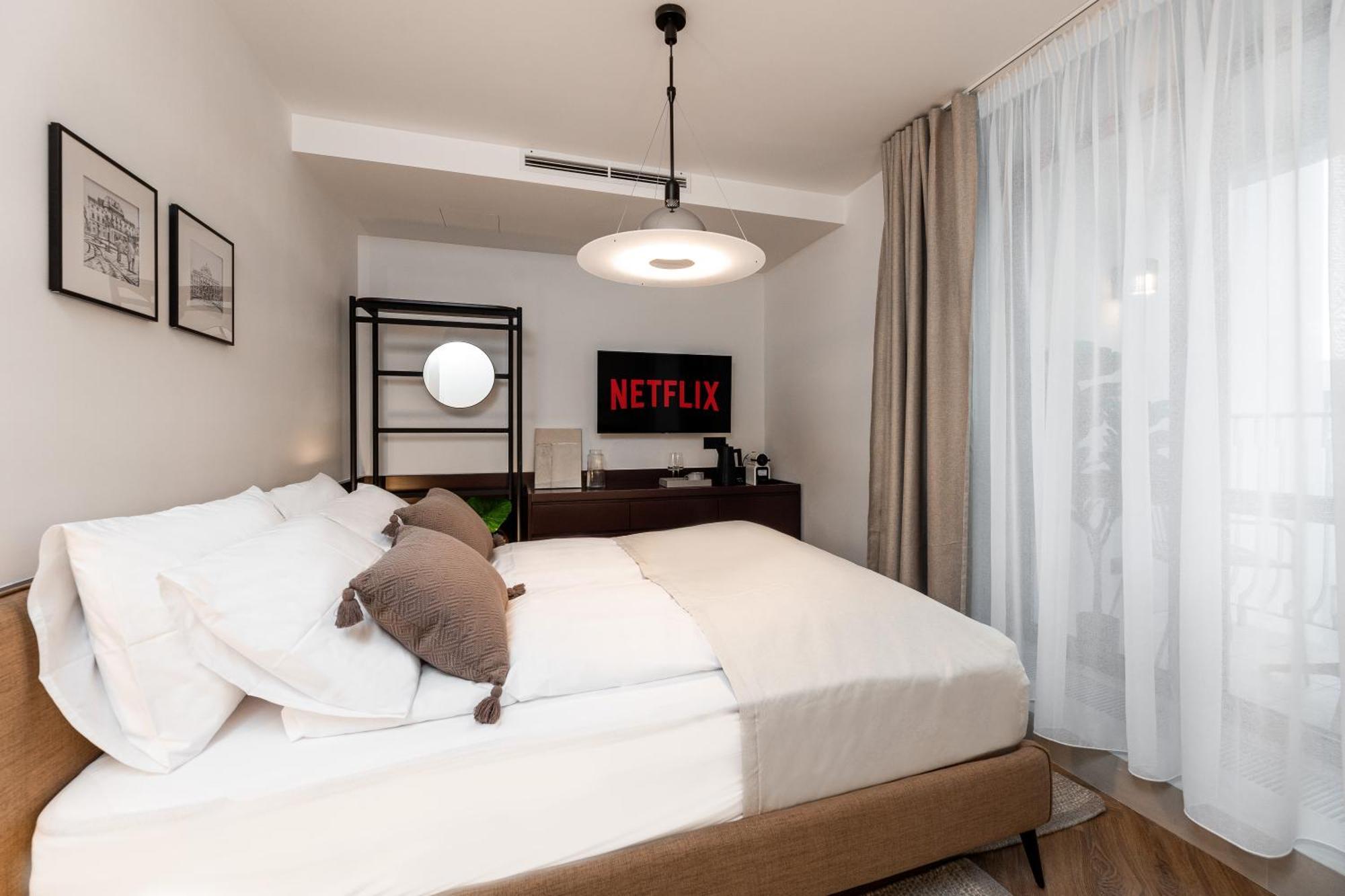 Catalog Boutique Rooms Братислава Экстерьер фото