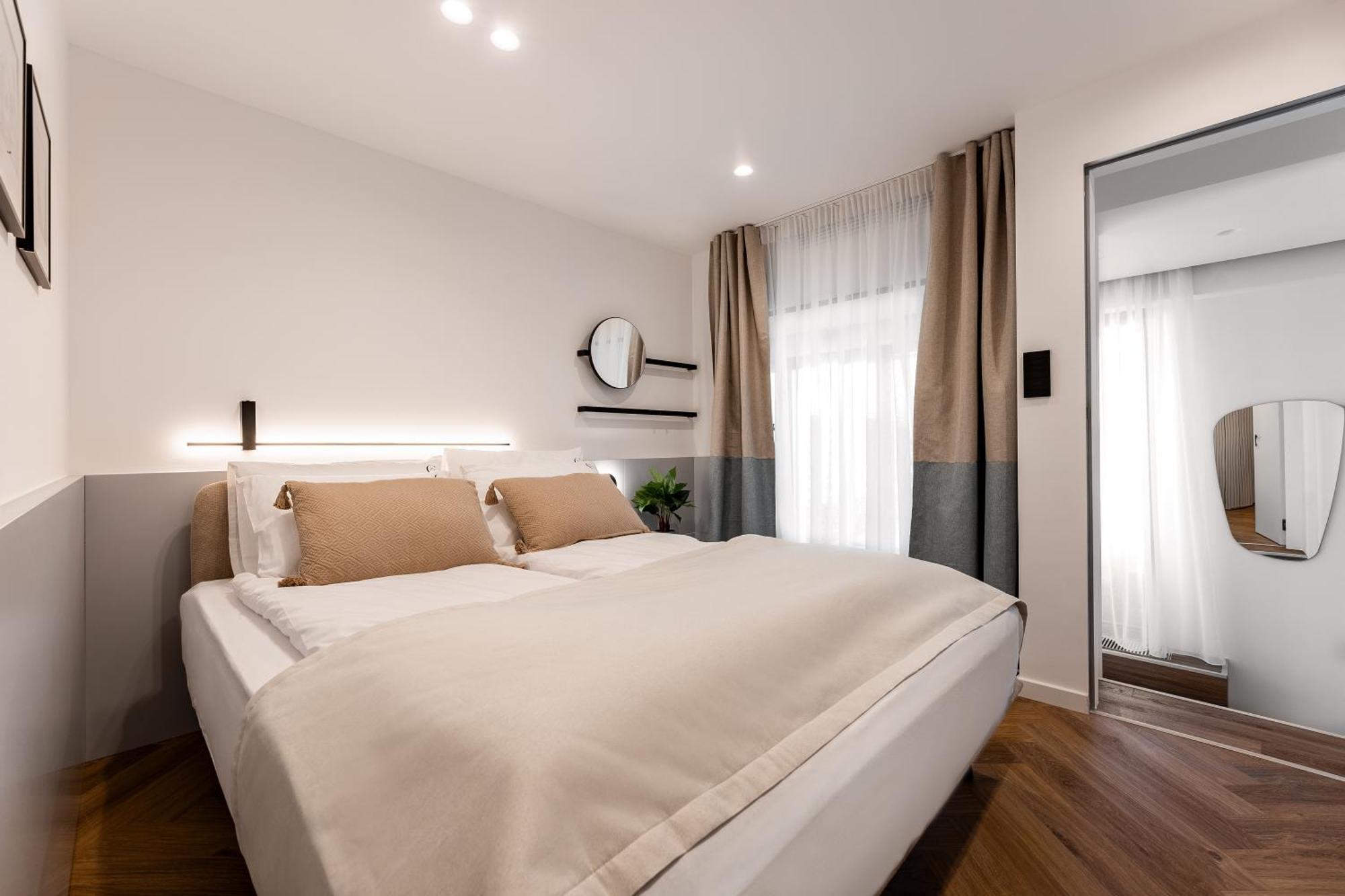 Catalog Boutique Rooms Братислава Экстерьер фото