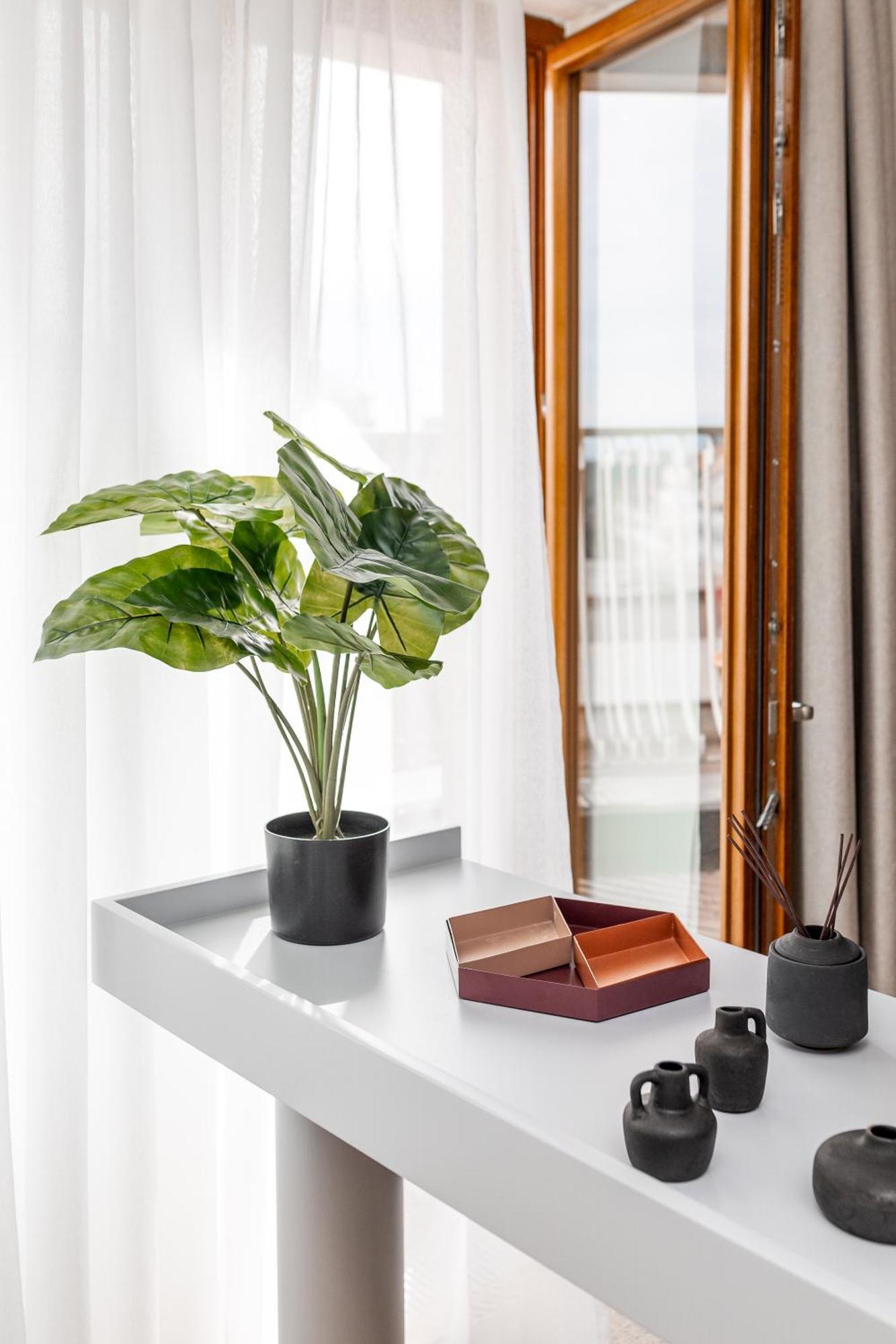Catalog Boutique Rooms Братислава Экстерьер фото